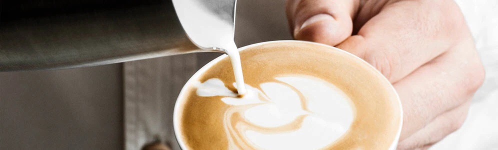 how-to-use-a-milk-frother Latte Art